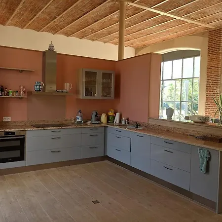 Château De Alojamento de Acomodação e Pequeno-almoço 4*