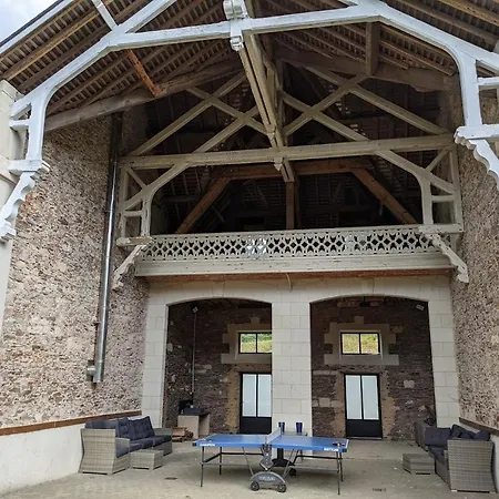 Chateau De Nocleg ze śniadaniem