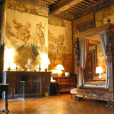 Alojamento de Acomodação e Pequeno-almoço Château De 4*