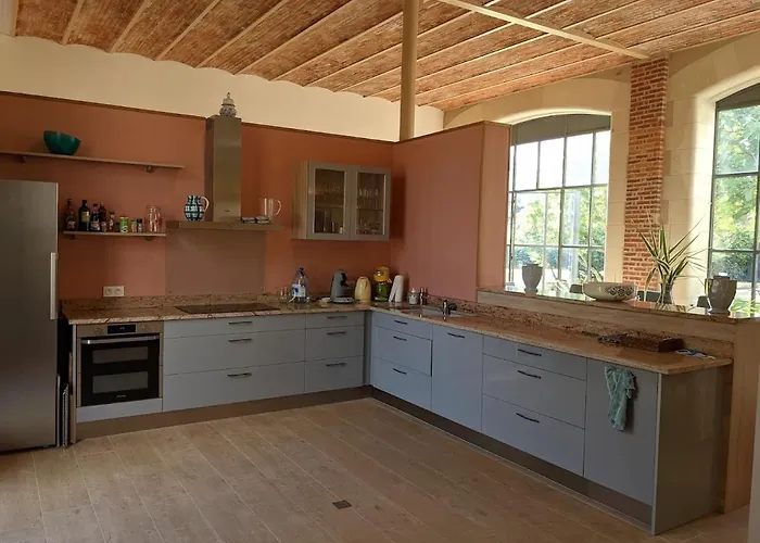 Chateau De Bed and breakfast 4*