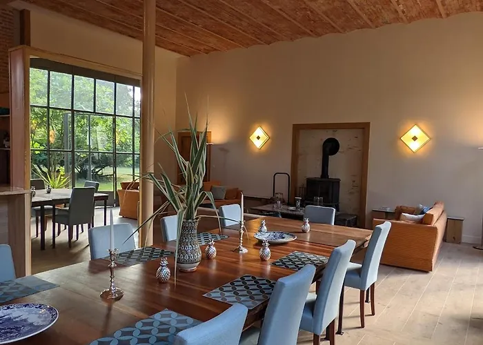 Oda ve Kahvaltı Chateau De